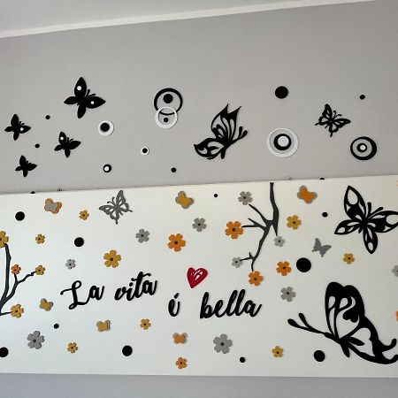 Residenza Al Sogno - On Lake Garda Cavaion Veronese Bagian luar foto