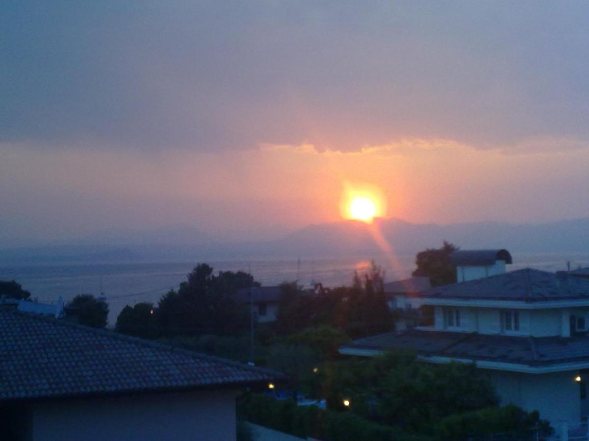 Residenza Al Sogno - On Lake Garda Cavaion Veronese Bagian luar foto