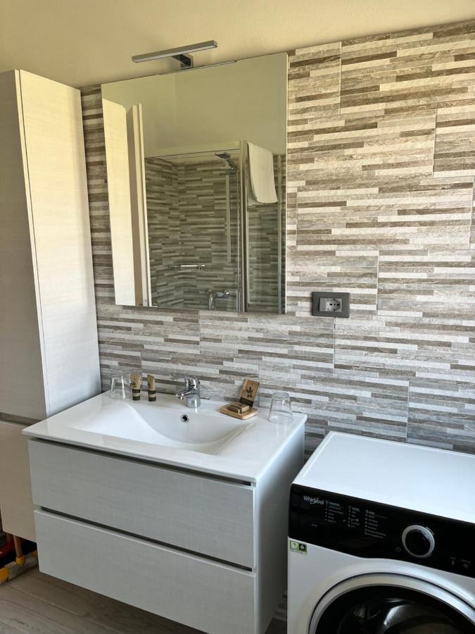 Residenza Al Sogno - On Lake Garda Cavaion Veronese Bagian luar foto