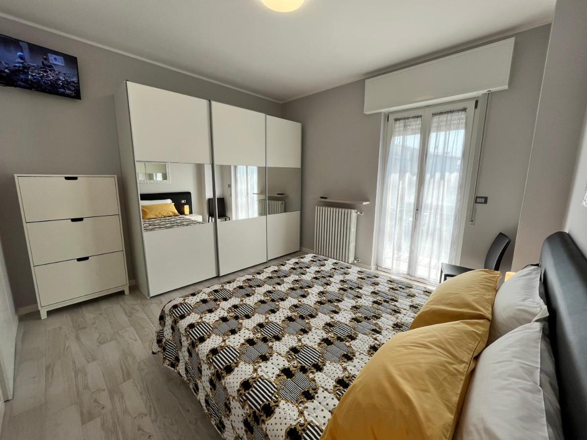 Residenza Al Sogno - On Lake Garda Cavaion Veronese Bagian luar foto