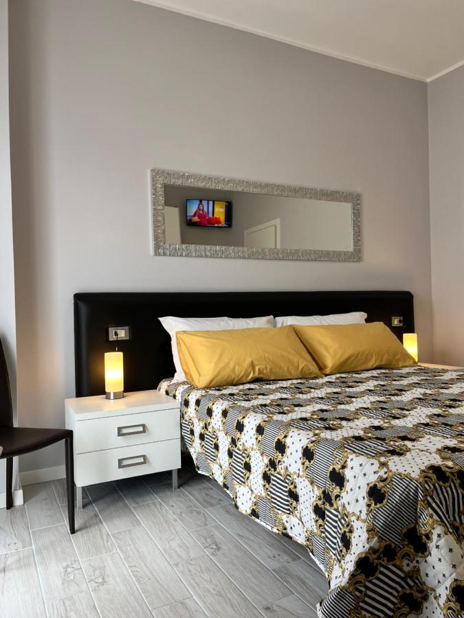 Residenza Al Sogno - On Lake Garda Cavaion Veronese Bagian luar foto