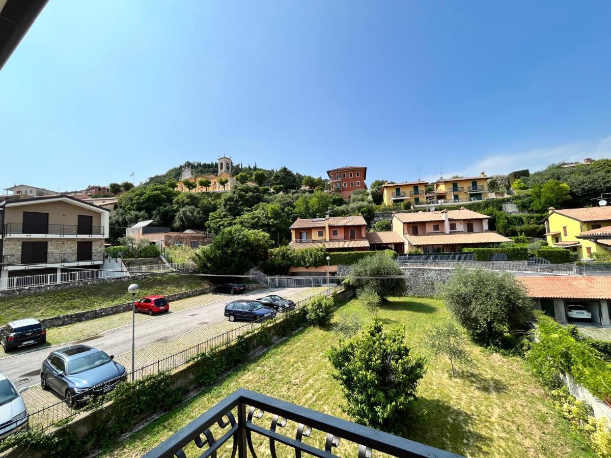 Residenza Al Sogno - On Lake Garda Cavaion Veronese Bagian luar foto
