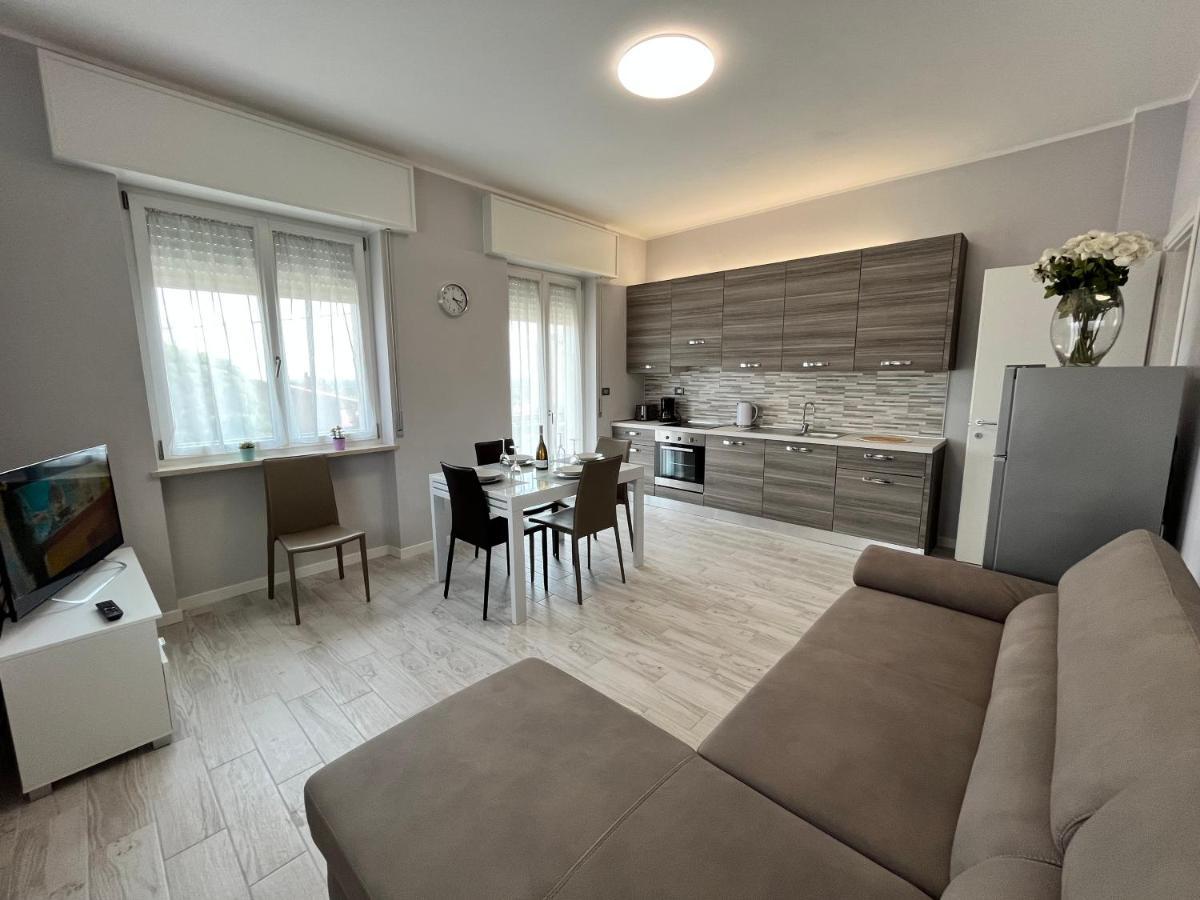Residenza Al Sogno - On Lake Garda Cavaion Veronese Bagian luar foto