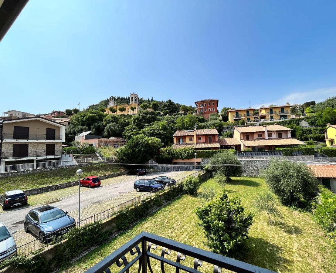 Residenza Al Sogno - On Lake Garda Cavaion Veronese Bagian luar foto