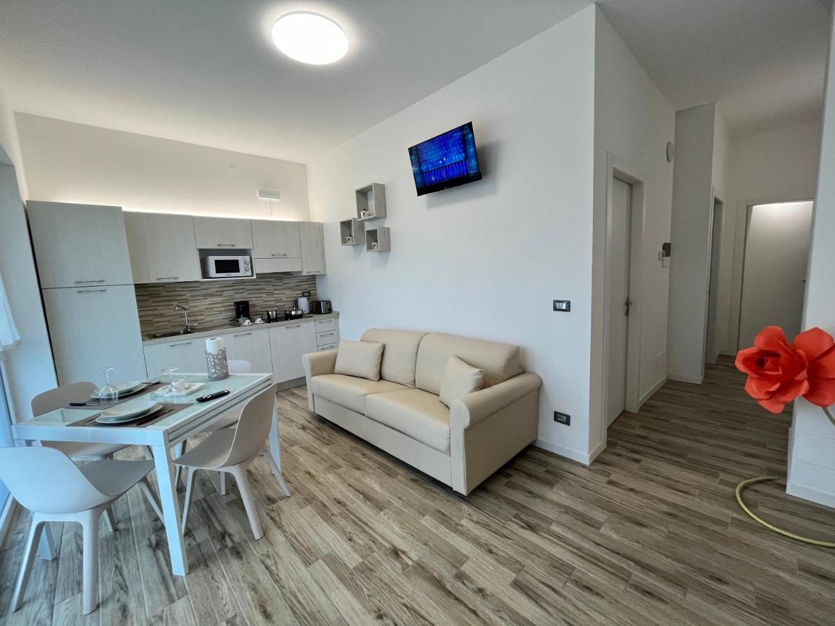 Residenza Al Sogno - On Lake Garda Cavaion Veronese Bagian luar foto