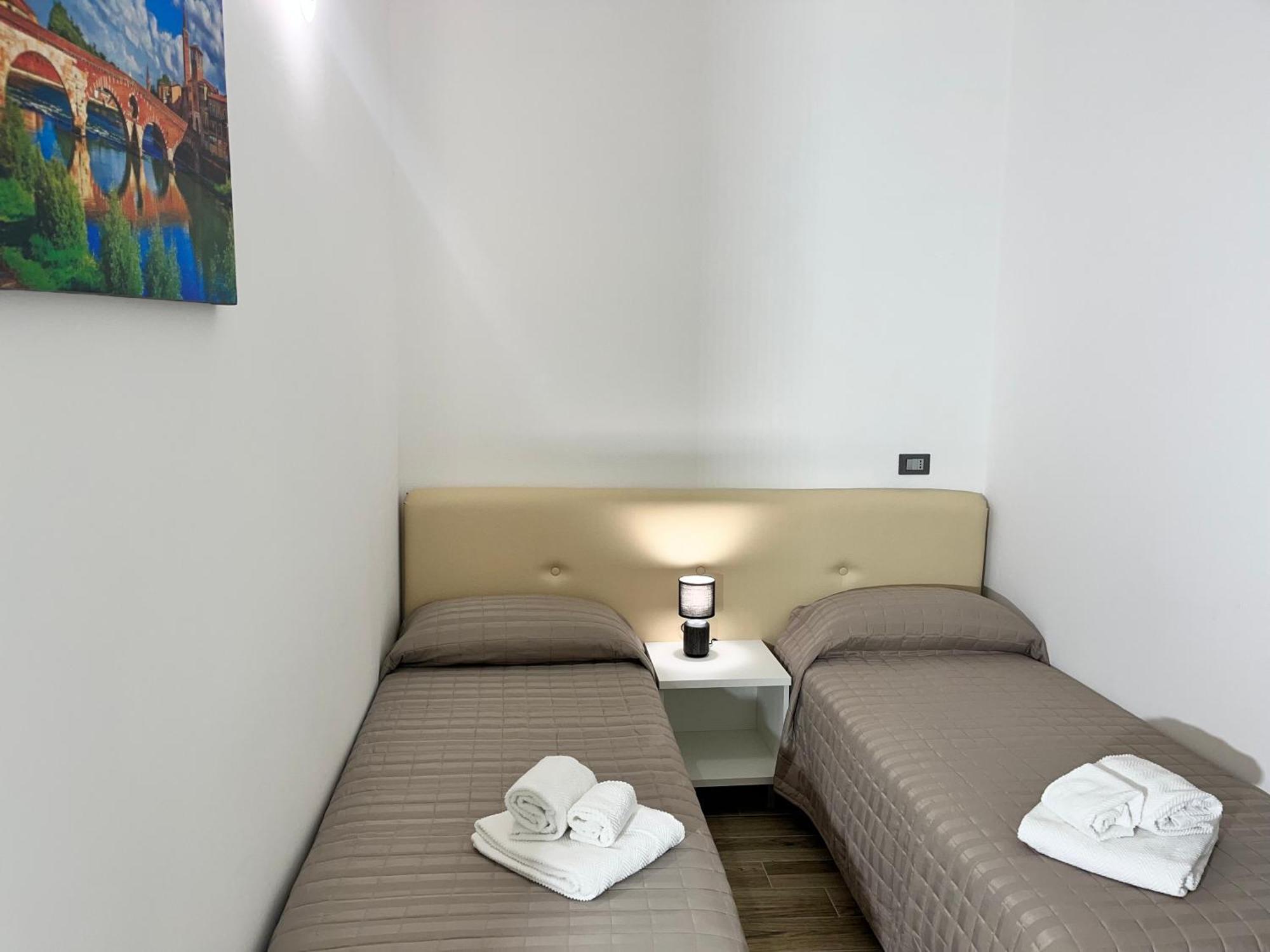 Residenza Al Sogno - On Lake Garda Cavaion Veronese Bagian luar foto
