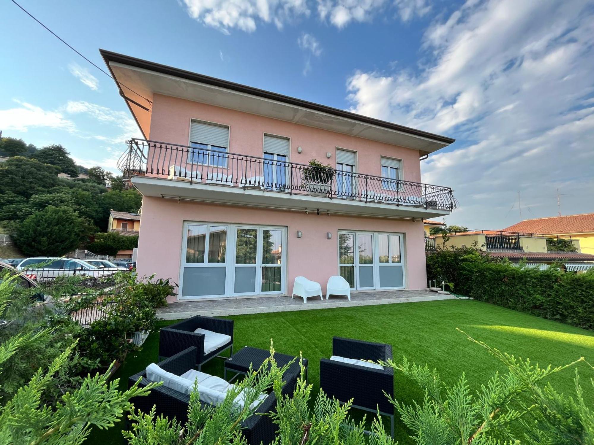 Residenza Al Sogno - On Lake Garda Cavaion Veronese Bagian luar foto